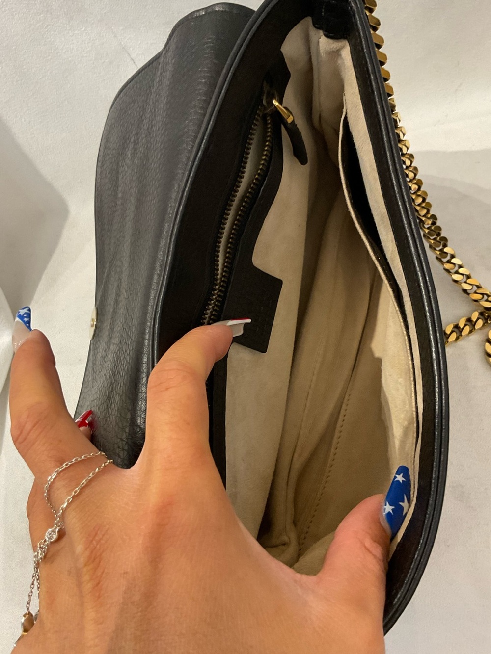 Gucci Bag - Picture 7 of 10